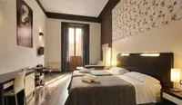 Alhambra Suites
