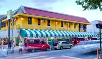 Bed & Beach Hostel Karon