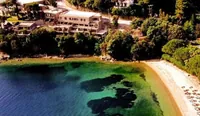 Cape Kanapitsa Hotel & Suites
