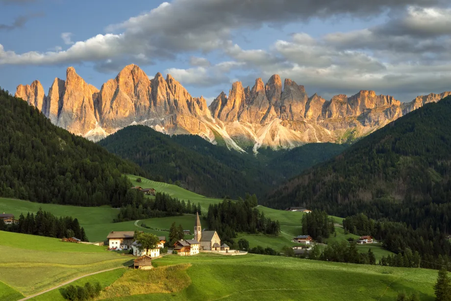 Dolomity