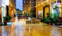 Elegant home with lively vicinity in Dubai's heart