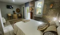 En-Suite Bedroom and Garage in Porto City Center