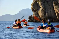 Golfo Aranci: Výlet na kajaku s delfíny a aperitivem