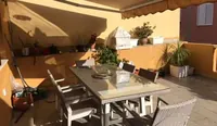 Grosse Terrasse. Modern. Home office. Solarium