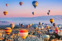 Kapadocie: Goreme Let horkovzdušným balonem při východu slunce