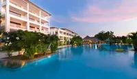 Peninsula Bay Resort