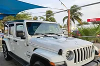 Půjčovna Jeep Wrangler na 8 hodin