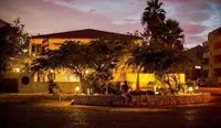 Surf House Hostel