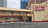 Travelsuites Hotel