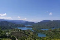 Z Taipei: jezero Thousand Island a čajová plantáž Pinglin