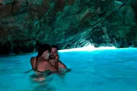 Z Vlore: Modrá jeskyně a zážitky v zátoce Grama