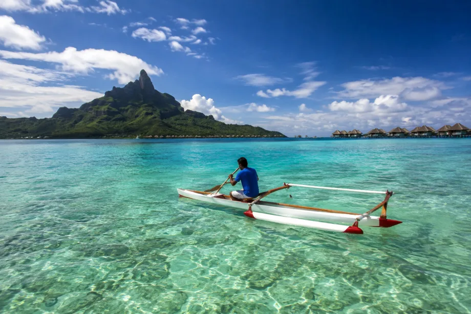 Laguna a lagoon tour