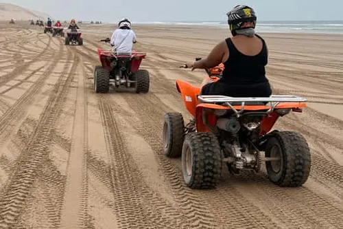 Agadir/Taghazout: Pouštní safari na čtyřkolce a výlet na pláž