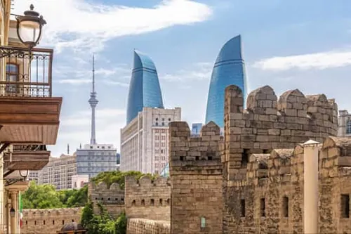 Baku: Prohlídka starého a moderního města, degustace vína a jízda pozemní lanovkou
