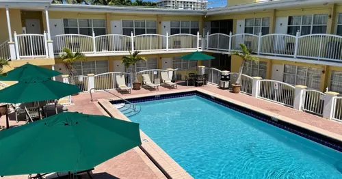 Beach Place Hotel
