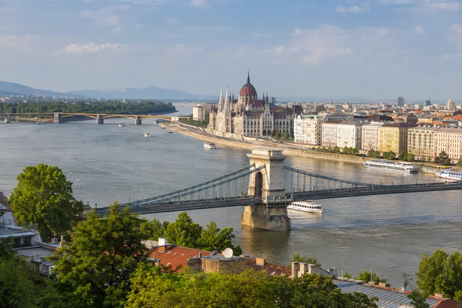 Budapešť