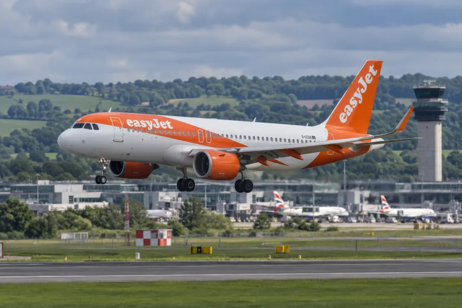 easyJet check-in: jak se odbavit online a vyhnout se pastem