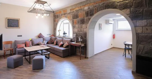 Highland Hostel