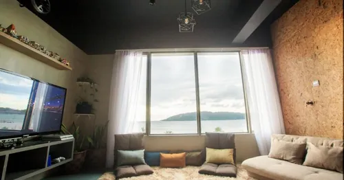 Homy Seafront Hostel