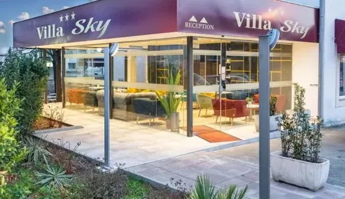 Hotel Sky