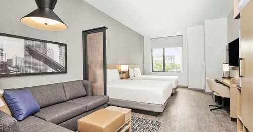 Hyatt Place Chicago Medical District