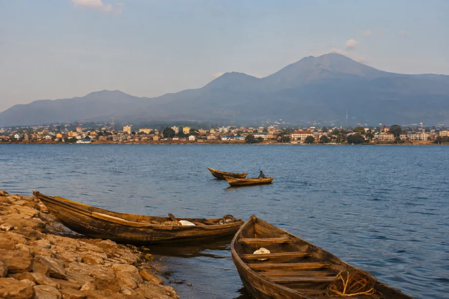 Jezero Kivu, Goma a Bukavu
