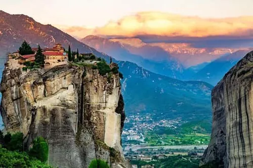 Korfu: Celodenní výlet do kláštera Meteora s obědem a trajektem