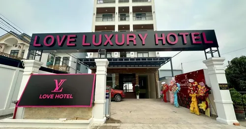 Love Luxury Hotel Vườn Lài