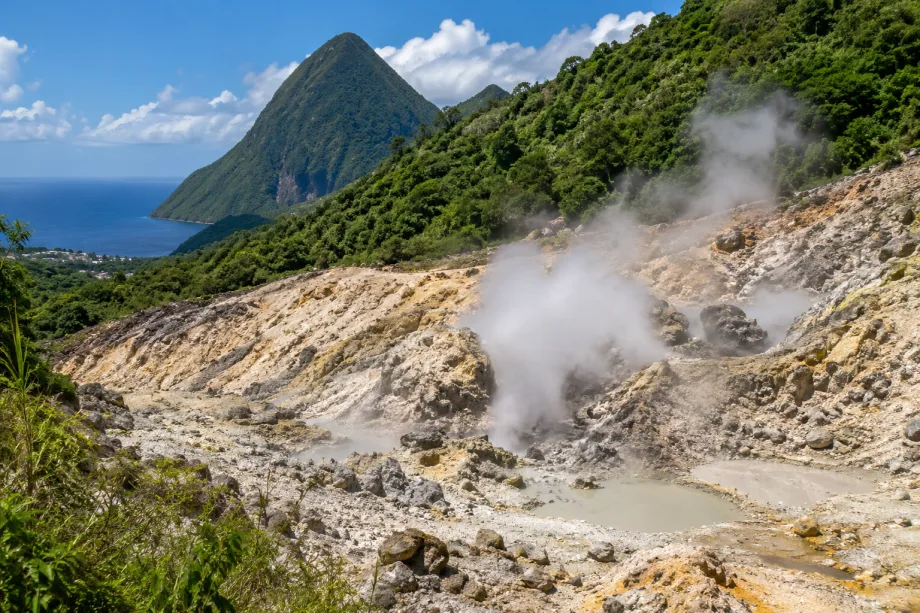 Soufrière a Sulphur Springs
