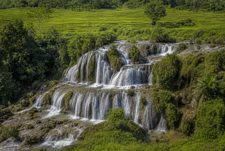 Vodopád Waikelo Sawah