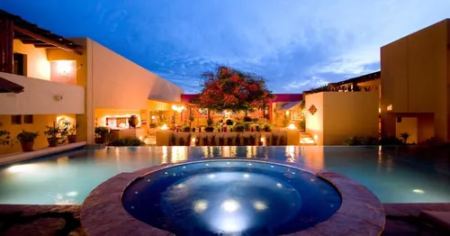Hotel Los Patios