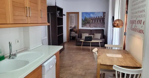 Living Valencia Apartments Merced