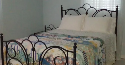 Lynn's Cozy Cottage