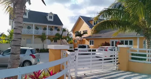 Mcgregor House Villa by The Bay